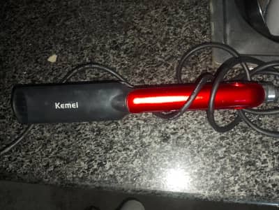 Kemei Hair Crimper For Sell New Condition 10/10