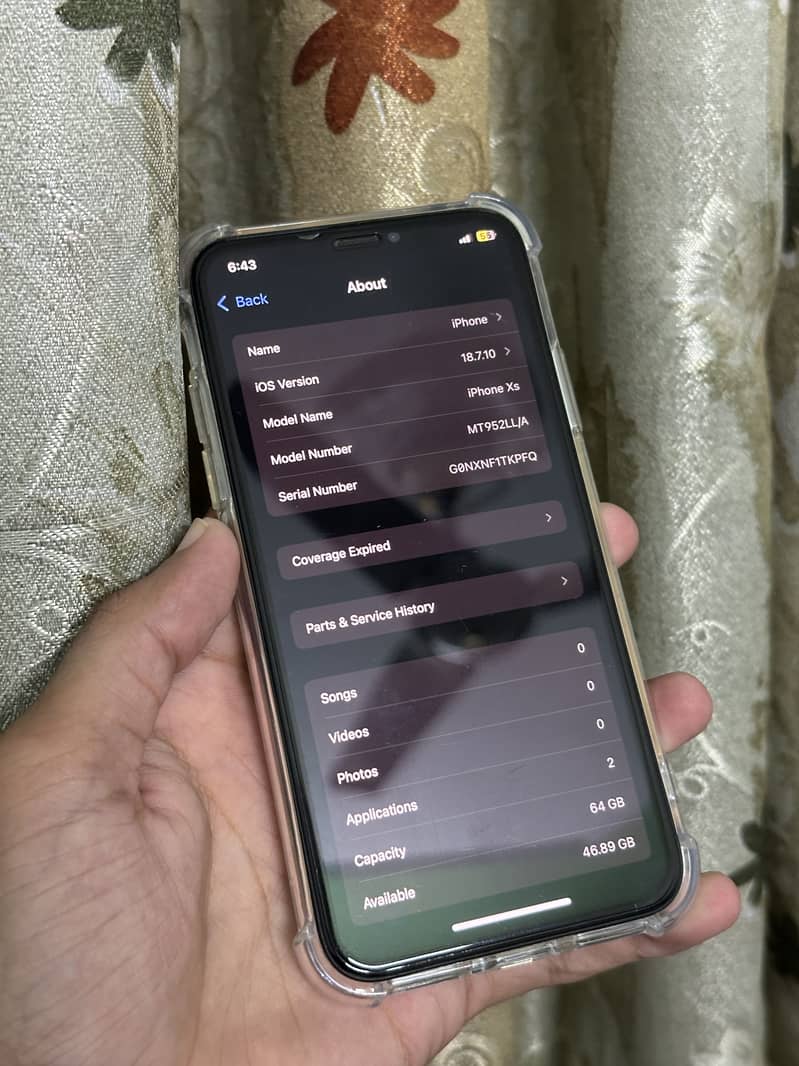 Apple iPhone XS 4