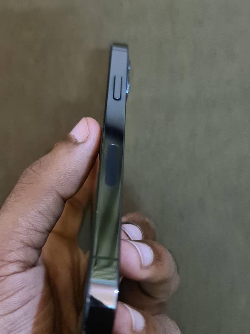 iPhone 12 Pro approved 9