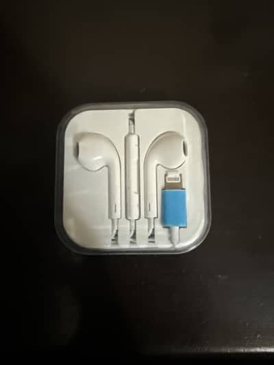Apple lighting hand free