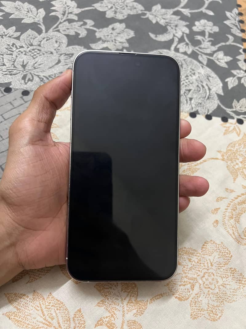 Apple iPhone 14 Pro Max 3