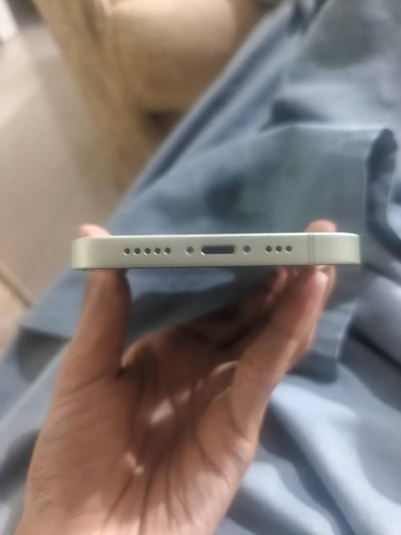 Apple iPhone 12 2