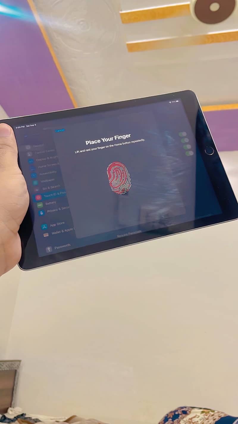 Apple iPad 5th generation 2