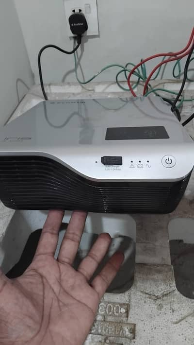 ECO STAR UPS