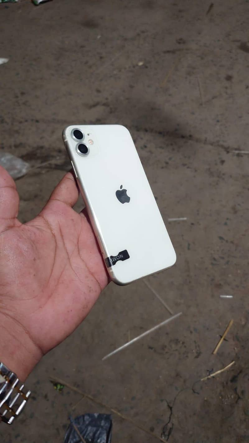 Apple iPhone 11 5