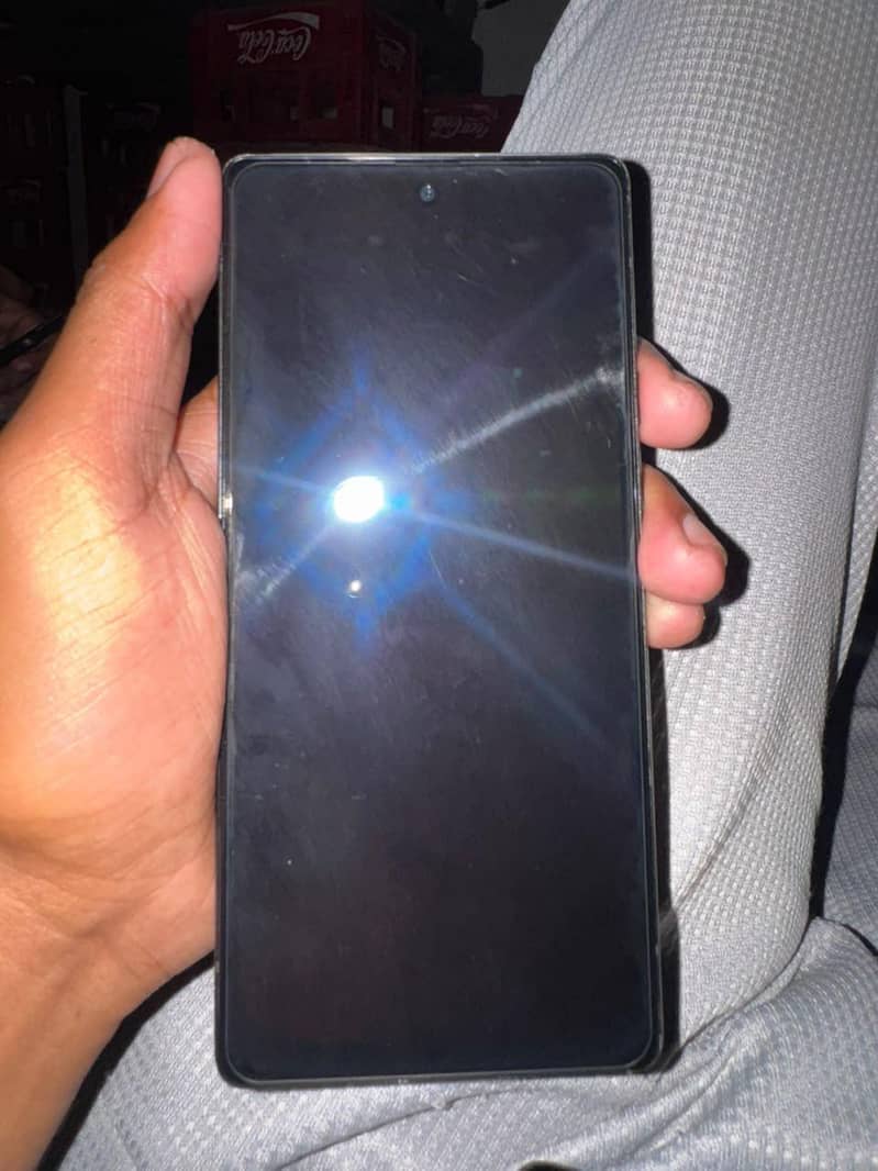 Google Pixel 6 4