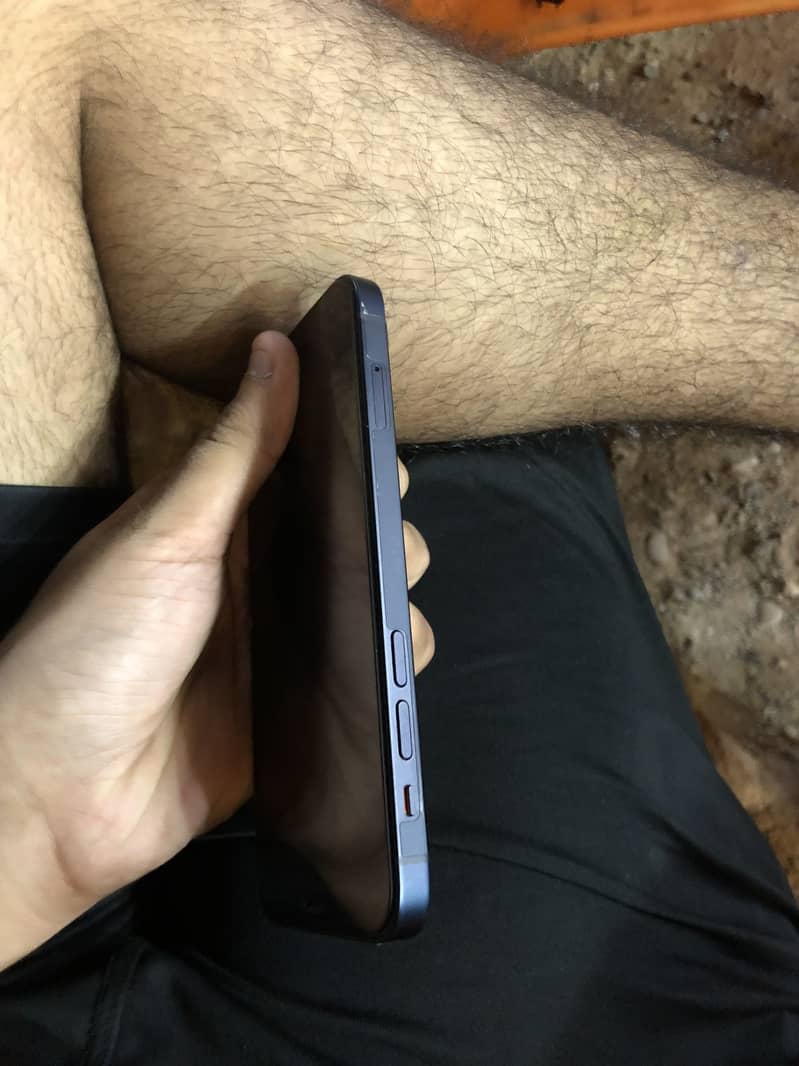 Apple iPhone 12 2