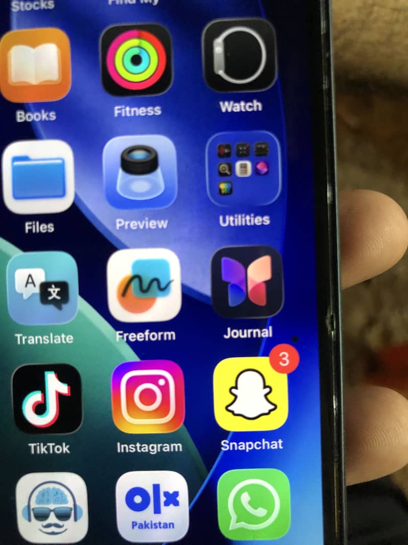 Apple iPhone 12 6
