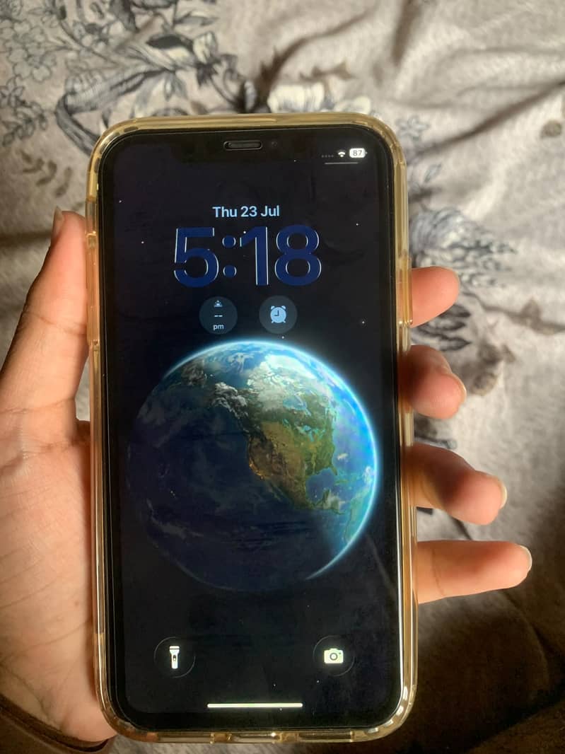Apple iPhone 11 3