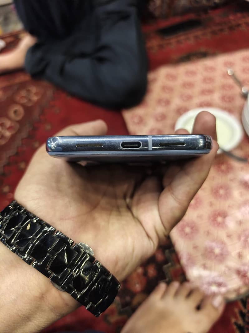 Google Pixel 8 Pro 3