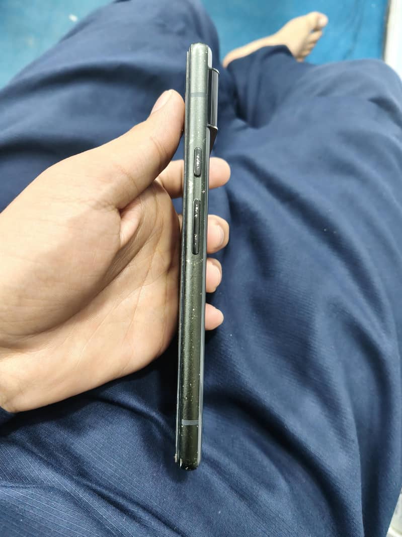 Google Pixel 6 4
