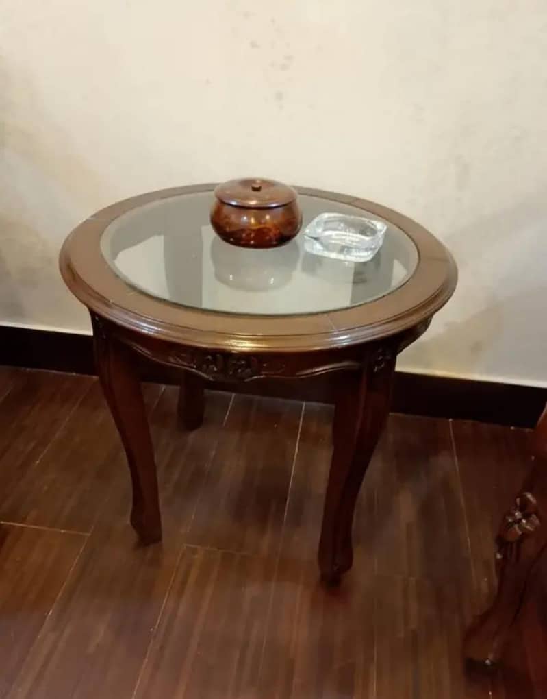 7 seaters sofa with Table 6