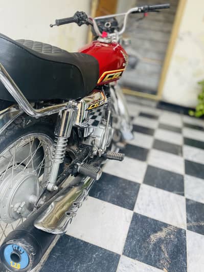 Special silver addition Honda 125  10/10 full original 03.12. 57.58. 086
