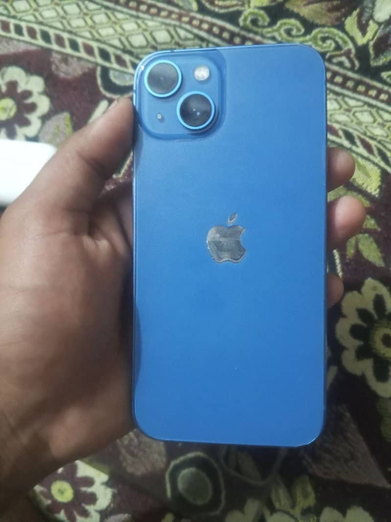 Apple iPhone 13 5