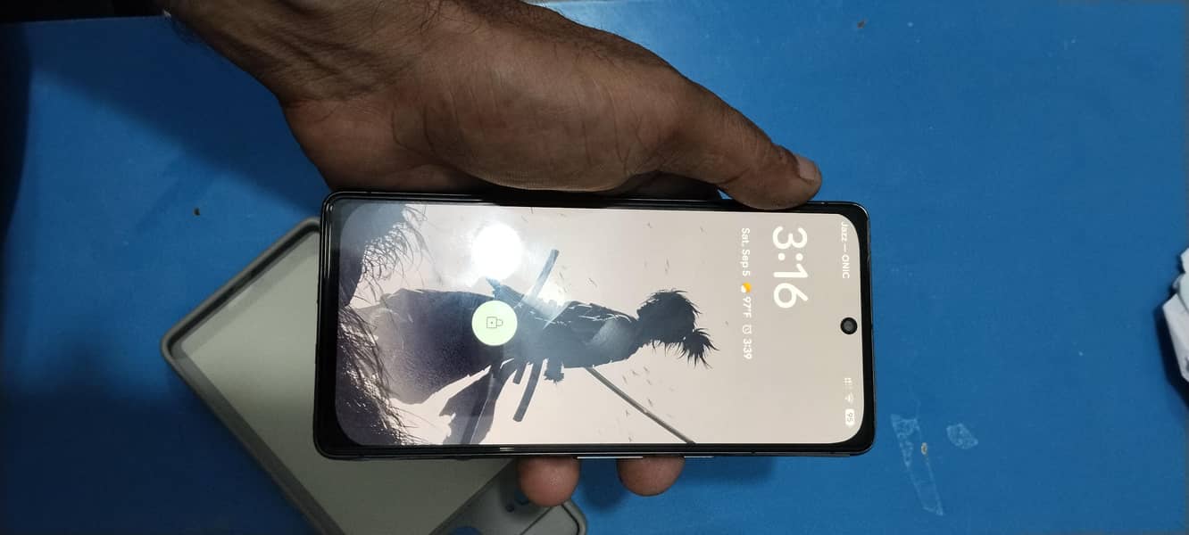 Google pixel 7 4