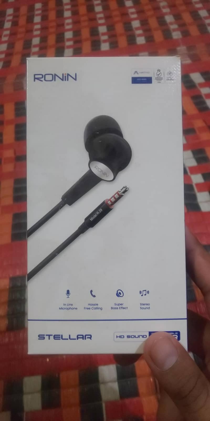 Sharp Aquos R2 7