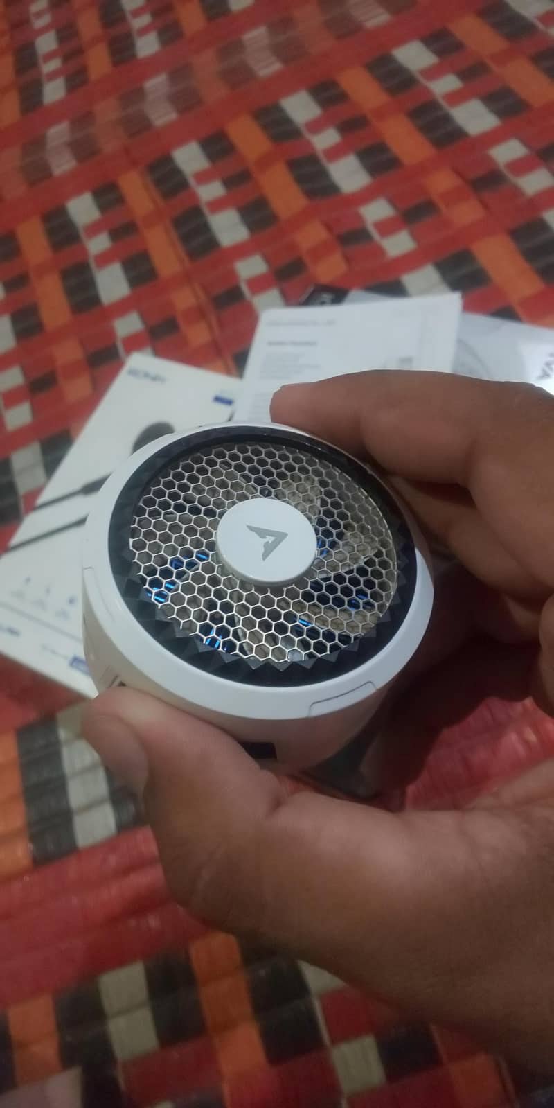 Sharp Aquos R2 10