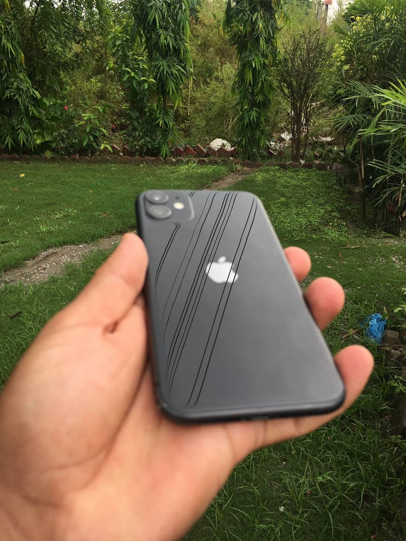 Apple iPhone 11 5