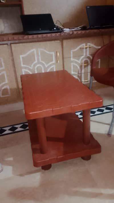 3 plastic chair and table for sale