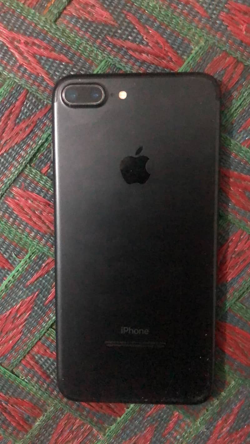 Apple iPhone 7 Plus 0