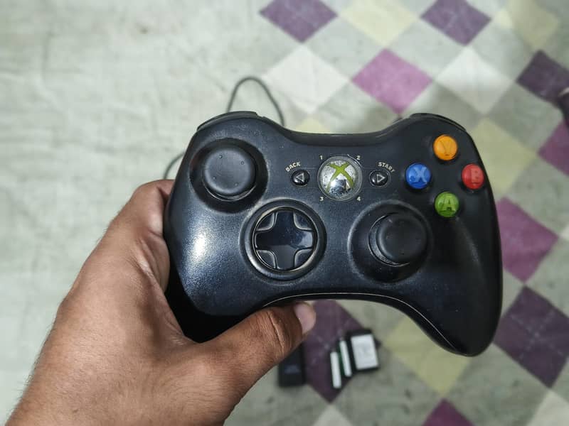 XBOX 360 WIRELESS CONTROLLER (read ad) 1