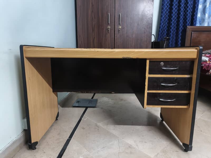 writing table 1