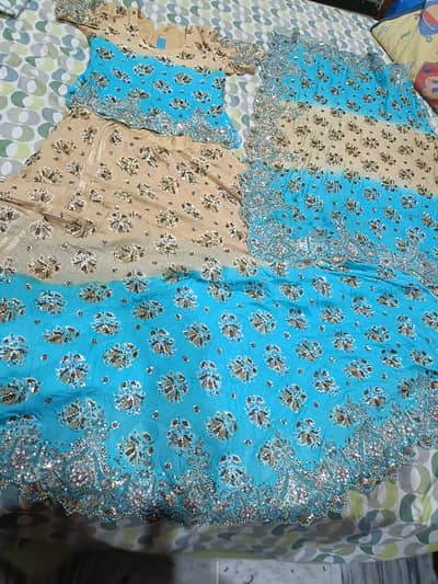 it was very heavy dress