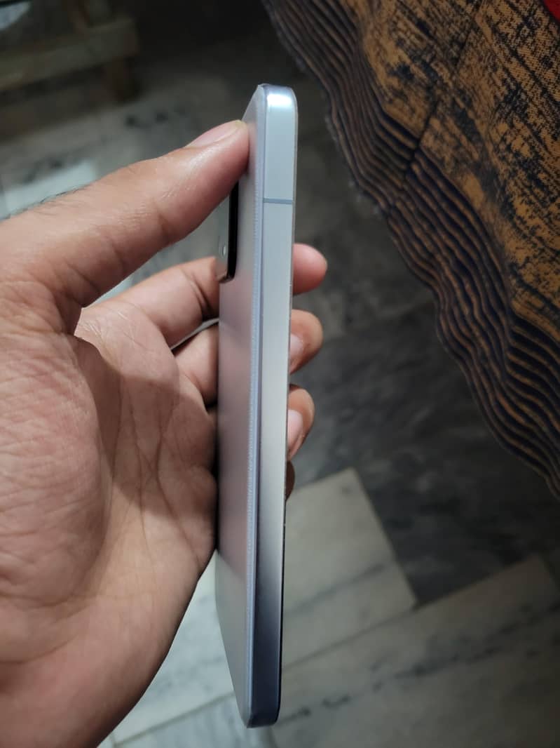 Xiaomi 13 2