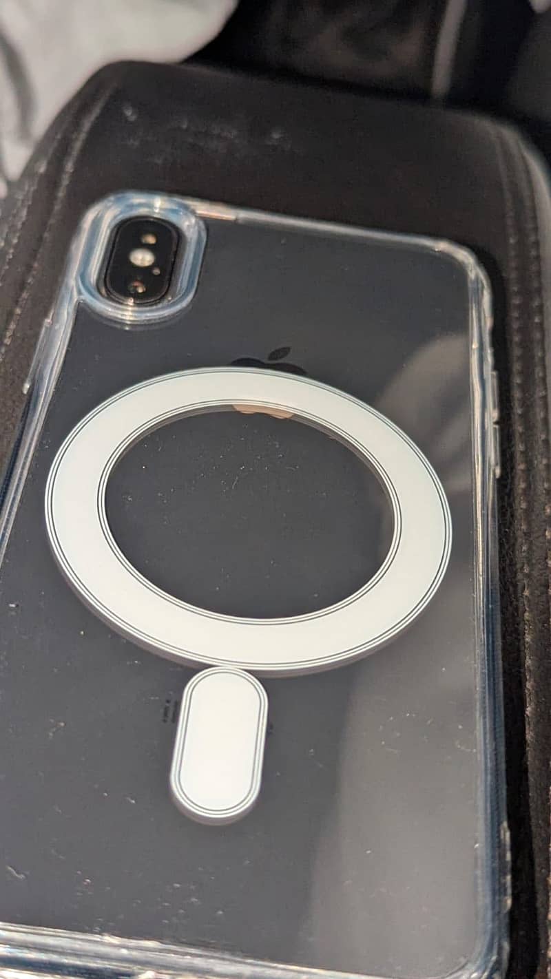Apple iPhone X 4