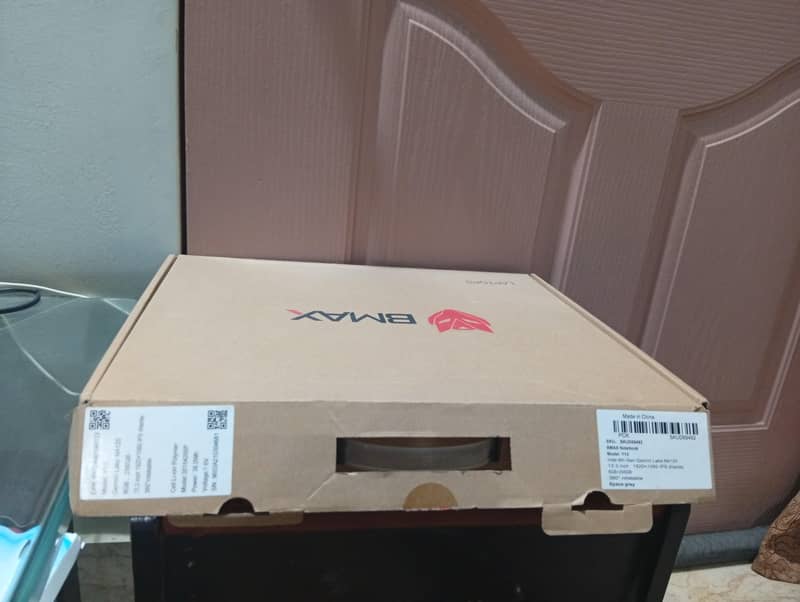 BMAX LAPTOP NOTEBOOK 1