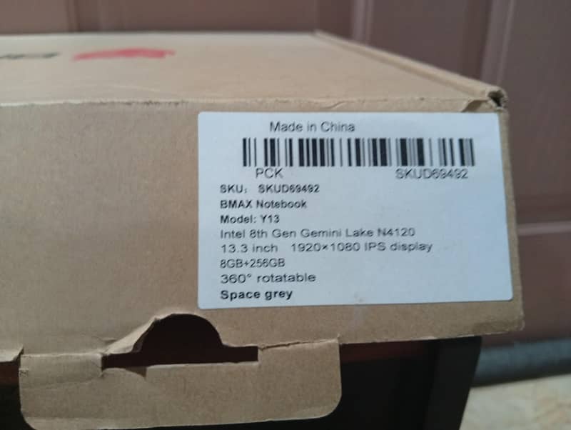 BMAX LAPTOP NOTEBOOK 3