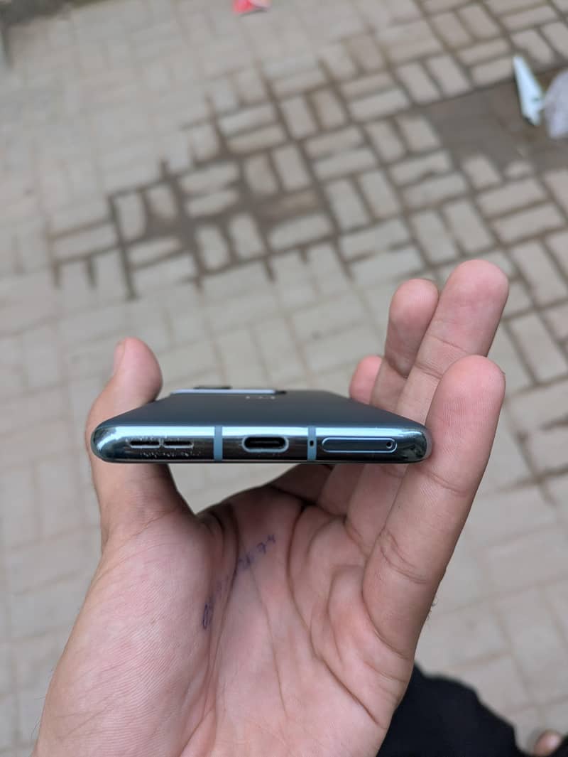 One Plus 10 Pro 3