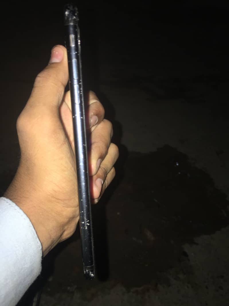 Apple iPhone 7 3