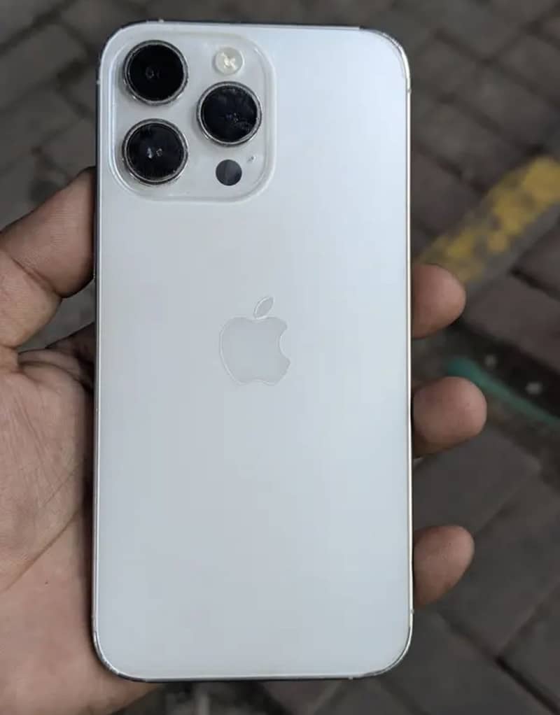 Apple iPhone 14 Pro 0