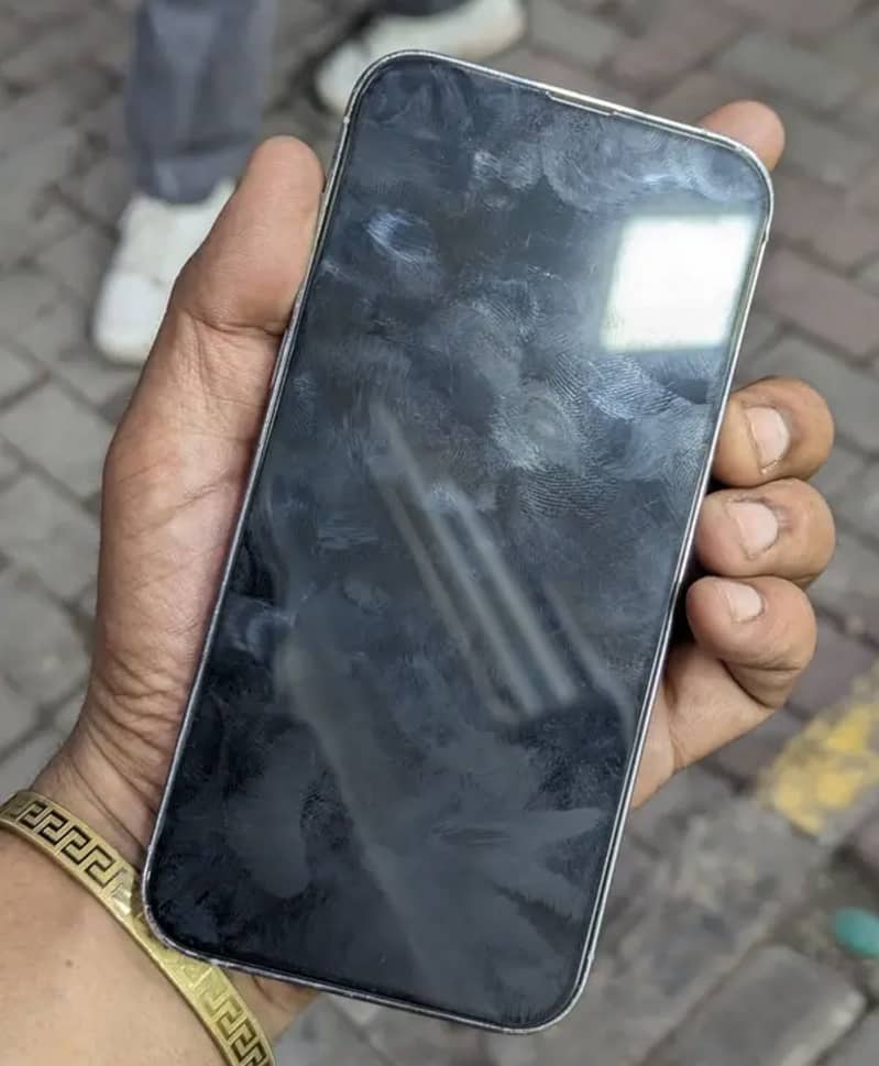 Apple iPhone 14 Pro 4