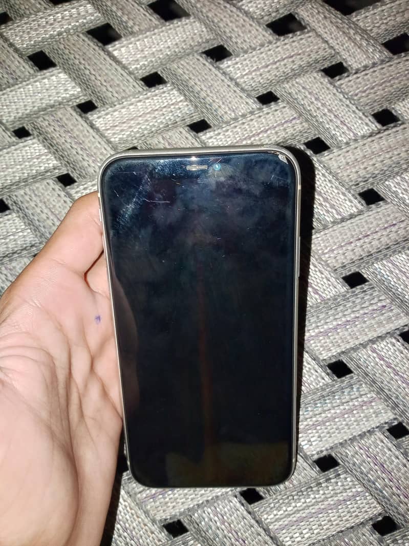 Apple iPhone 11 2