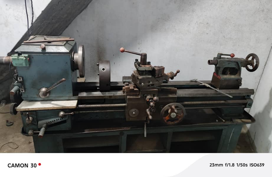 Lathe machine 6" Ft 3