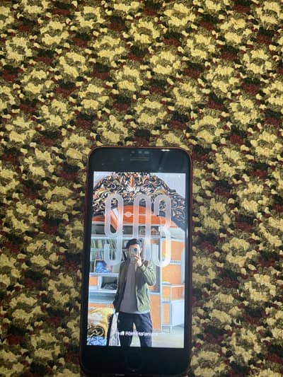 Apple iPhone SE