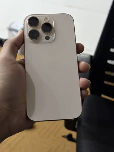 Apple iPhone 16 Pro