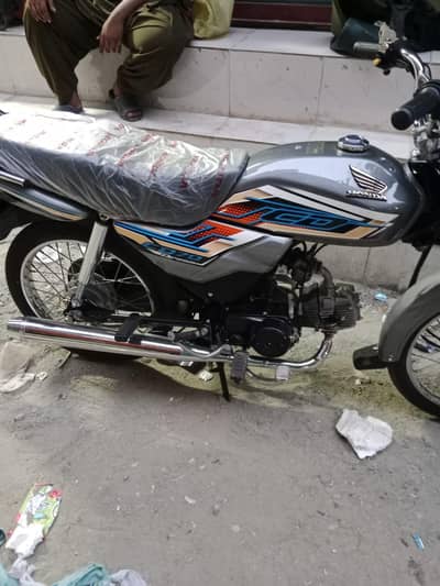 honda drem CD70 2026