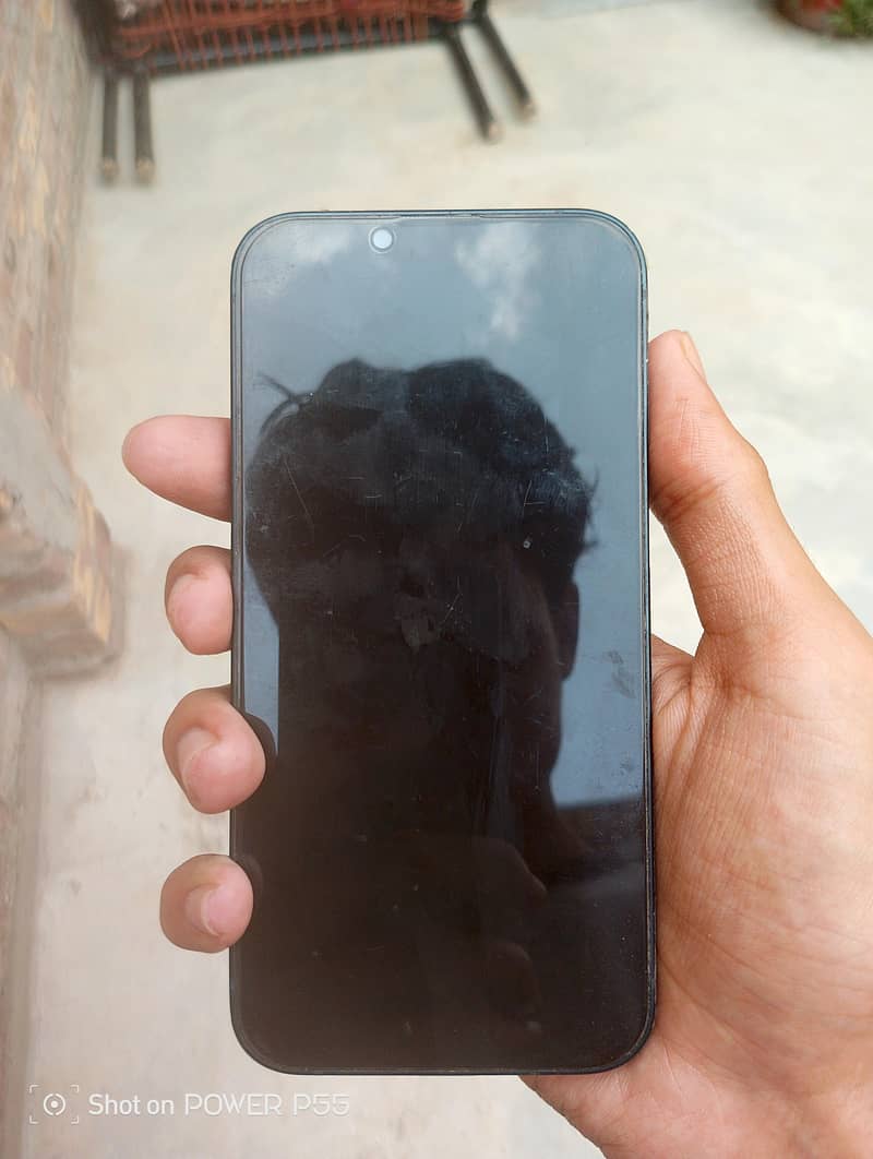Apple iPhone 13 1