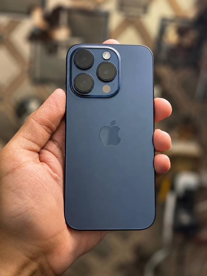 Apple iPhone 15 Pro 1