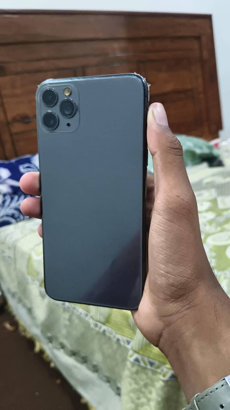 Apple iPhone 11 Pro Max 0
