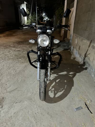 SUZUKI GS 150 SE