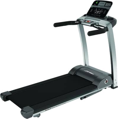 Life Fitness F3 Folding Treadmill (Excellent Condition)