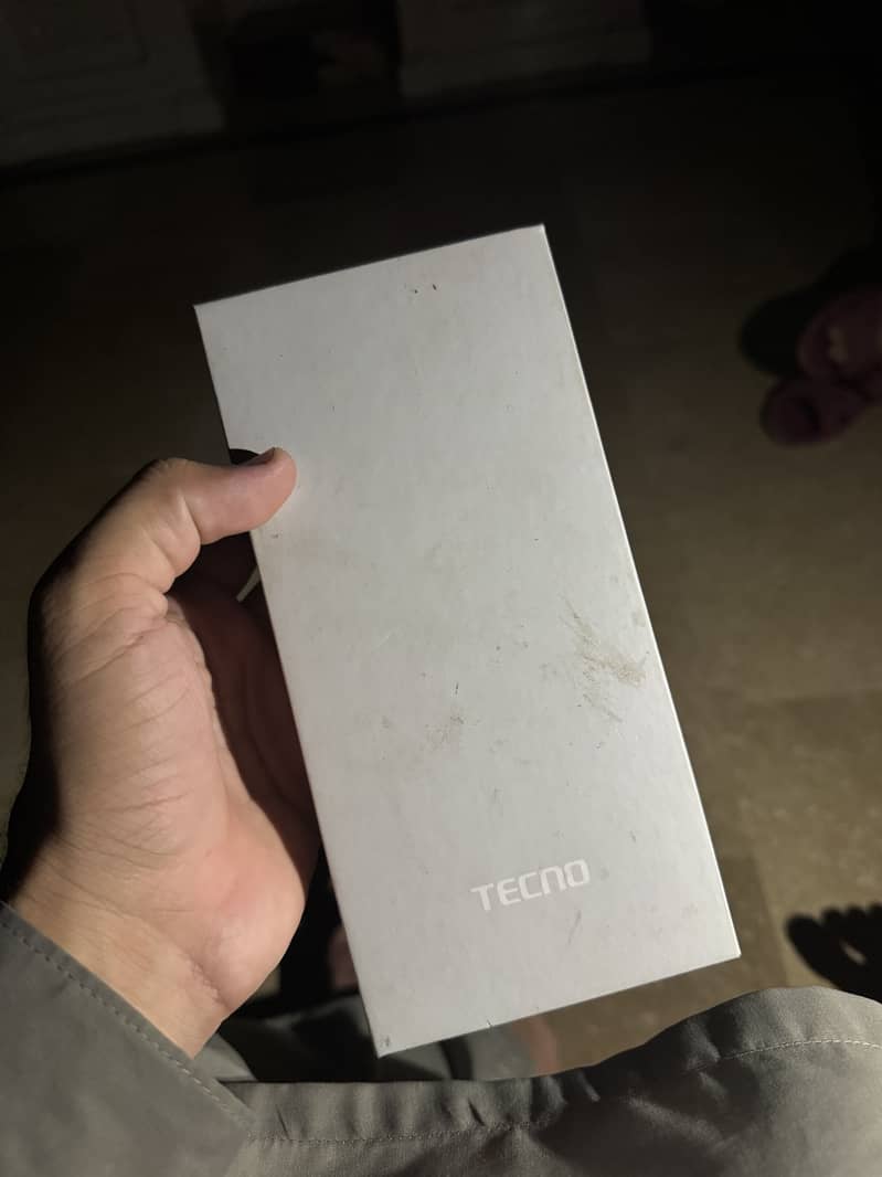 Tecno CAMON 20 0