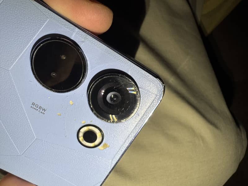 Tecno CAMON 20 8