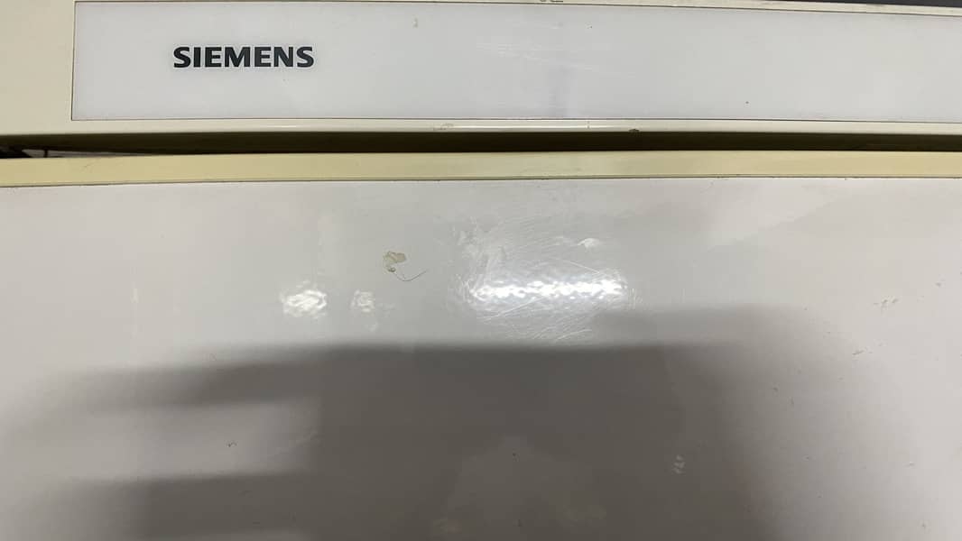 Refrigerator 4