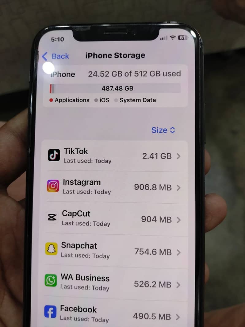 Apple iPhone XS 7
