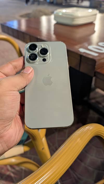 Apple iPhone 15 Pro
